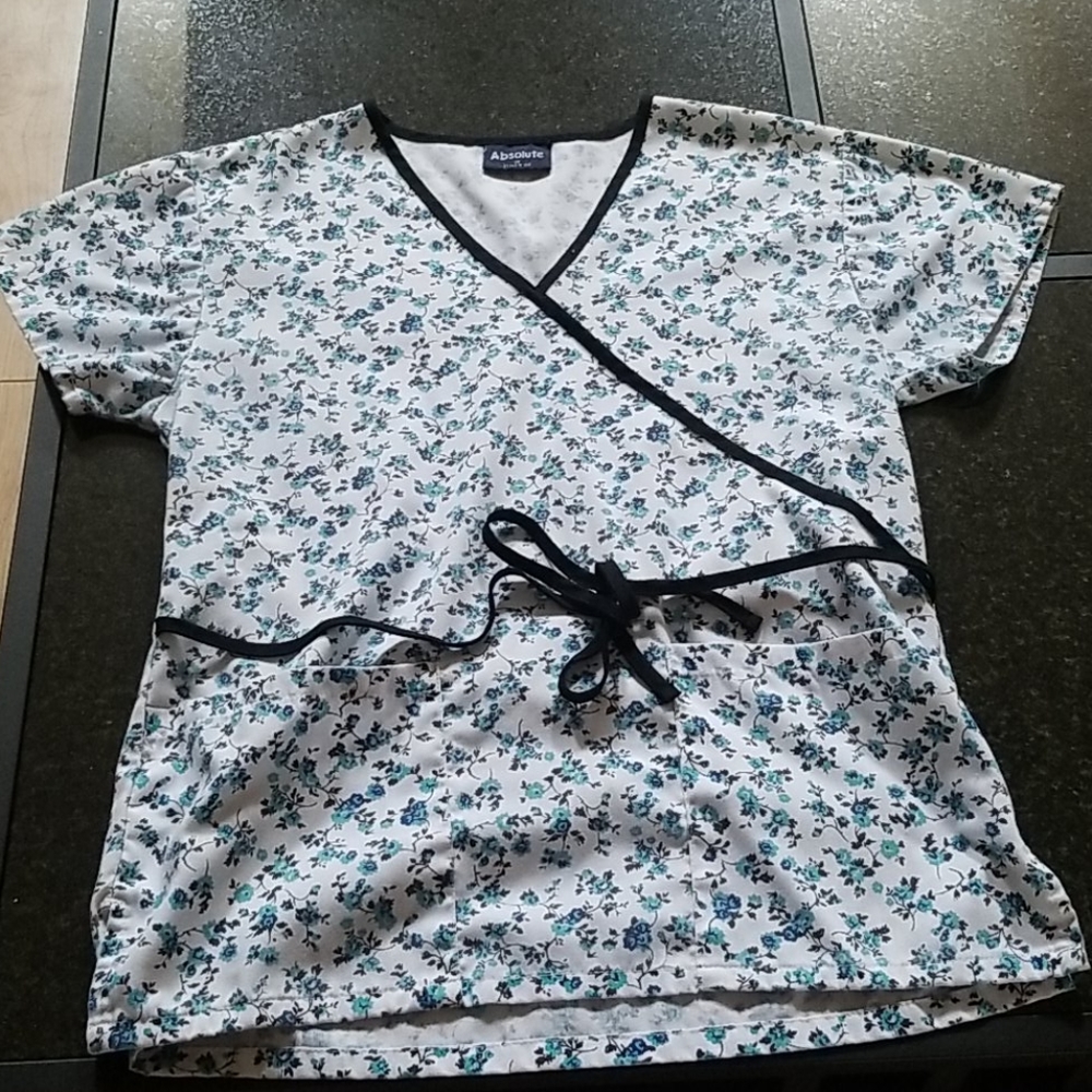 Blue Floral Medical Scrub Top Size XS